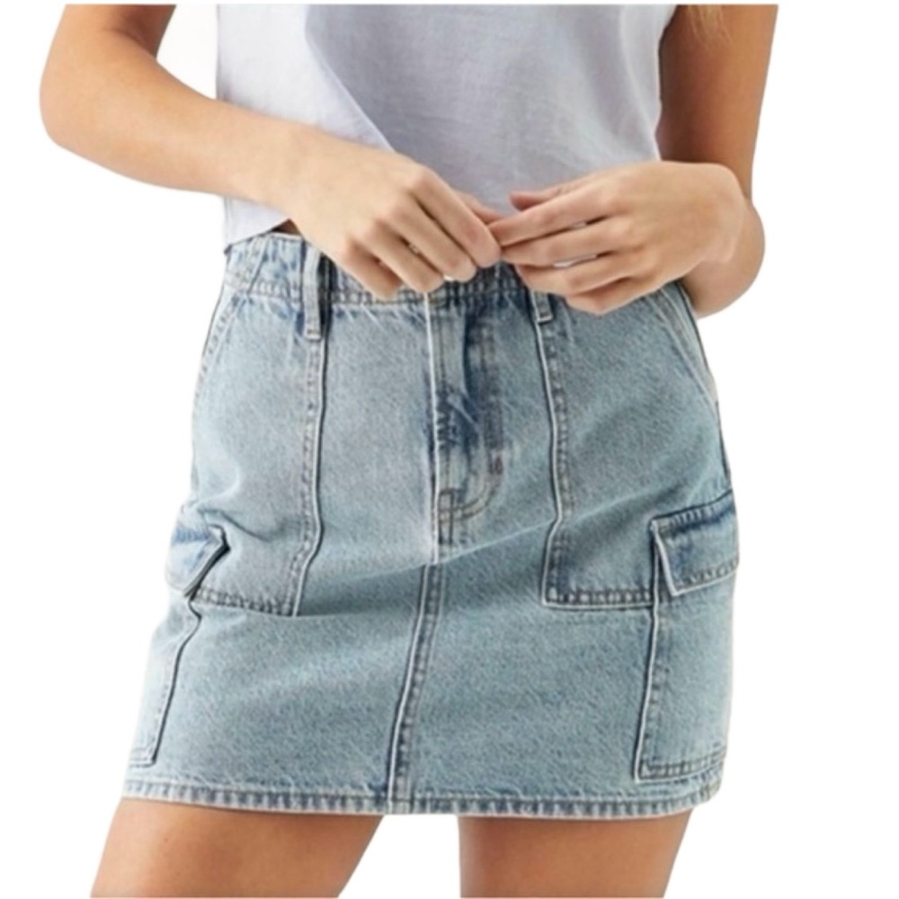 NWT PacSun Charlie High Rise Denim Cargo Skirt Size 27